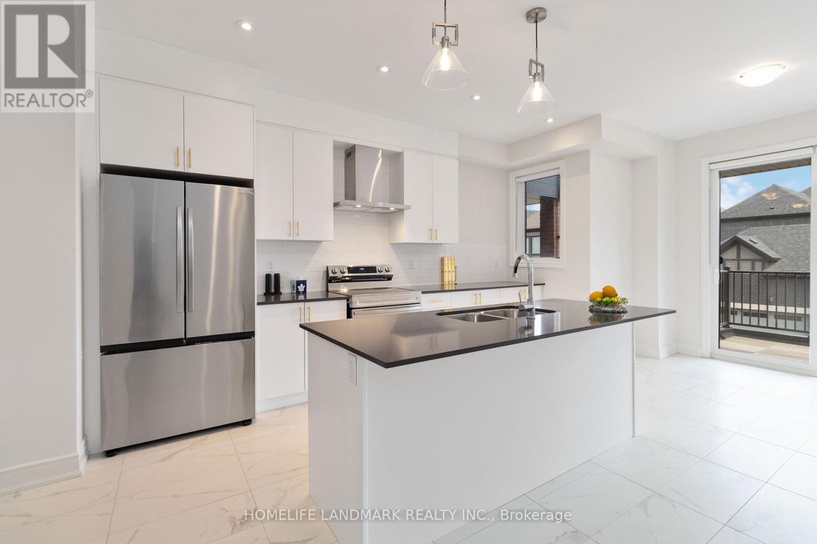 3303 Sixth Line, Oakville, Ontario  L6H 0Z6 - Photo 10 - W12486849