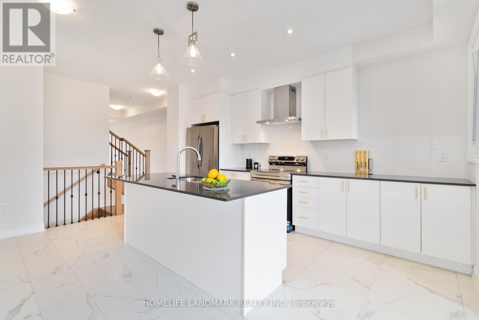 3303 Sixth Line, Oakville, Ontario  L6H 0Z6 - Photo 13 - W12486849