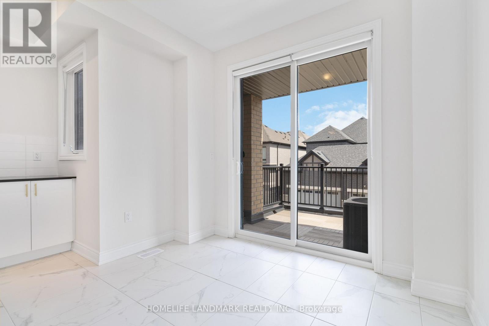 3303 Sixth Line, Oakville, Ontario  L6H 0Z6 - Photo 14 - W12486849