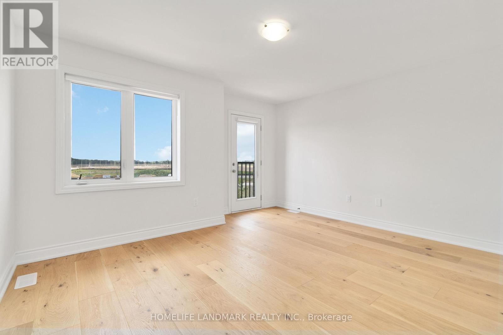 3303 Sixth Line, Oakville, Ontario  L6H 0Z6 - Photo 24 - W12486849