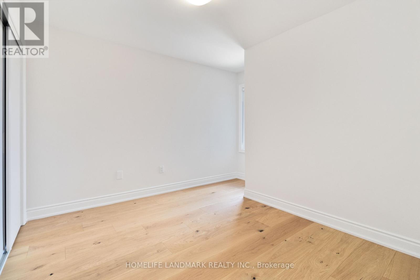 3303 Sixth Line, Oakville, Ontario  L6H 0Z6 - Photo 33 - W12486849