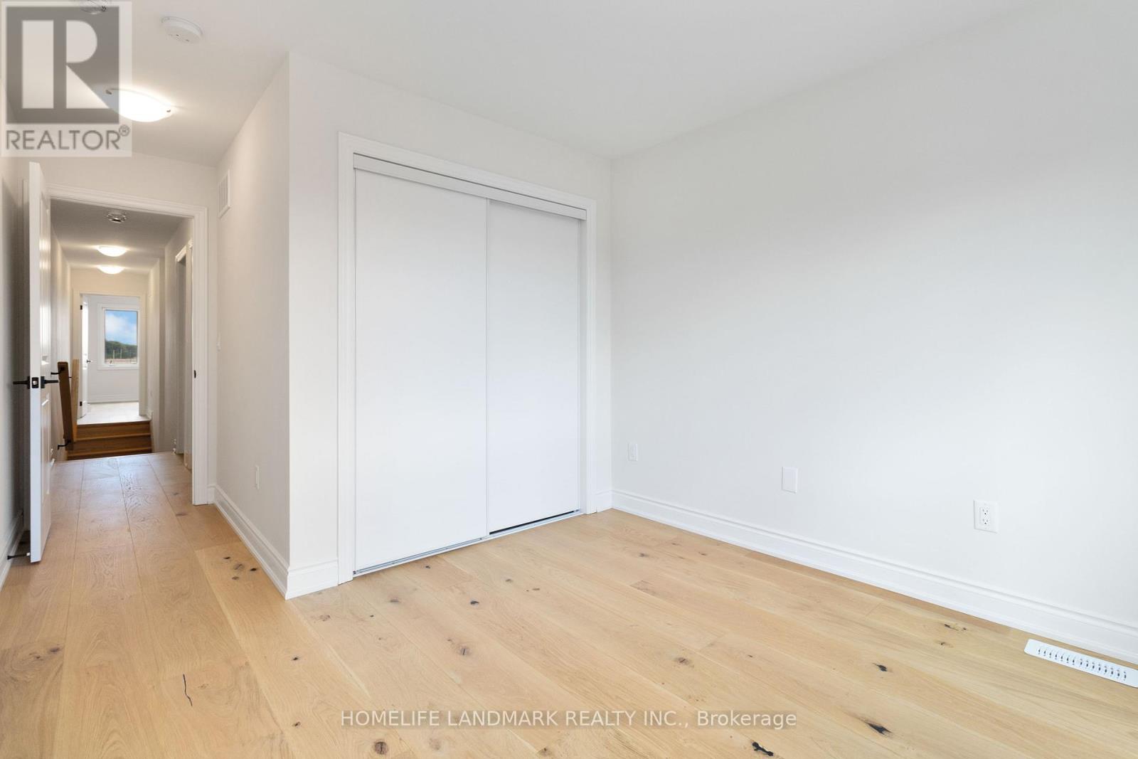 3303 Sixth Line, Oakville, Ontario  L6H 0Z6 - Photo 37 - W12486849