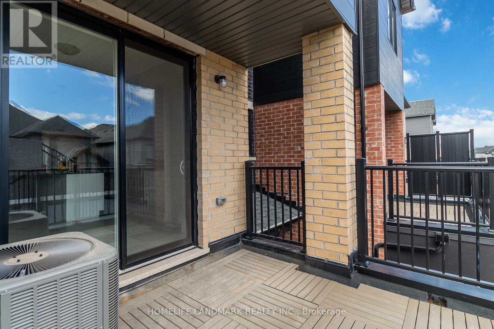 3303 Sixth Line, Oakville, Ontario  L6H 0Z6 - Photo 40 - W12486849