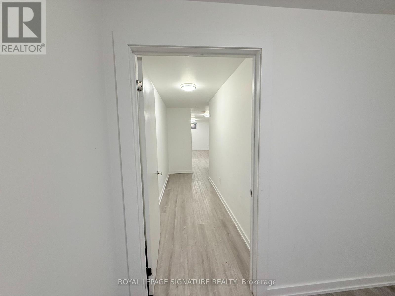 Lower - 38 Burnhamthorpe Road W, Oakville, Ontario  L6M 4K4 - Photo 12 - W12486857