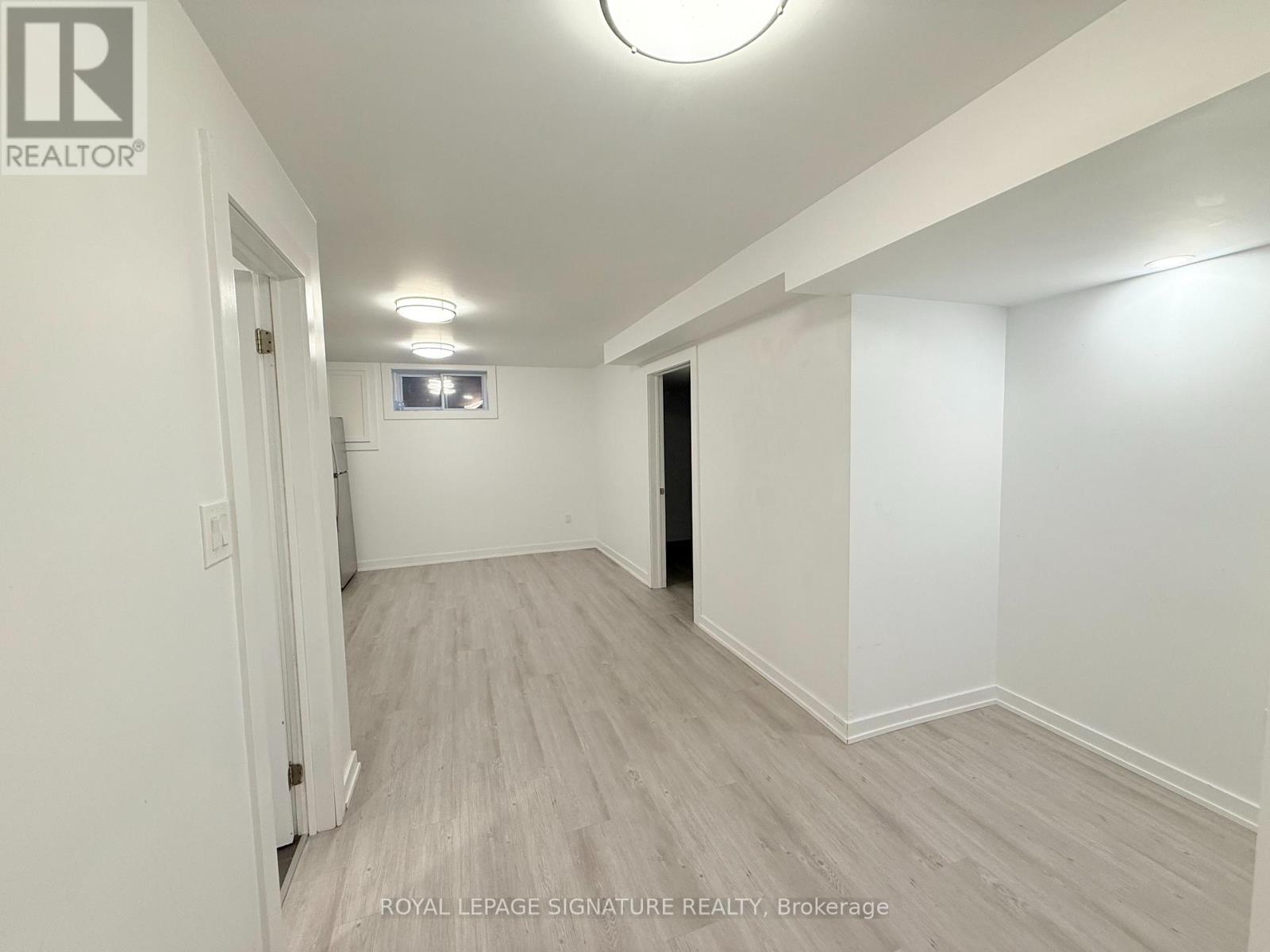 Lower - 38 Burnhamthorpe Road W, Oakville, Ontario  L6M 4K4 - Photo 17 - W12486857