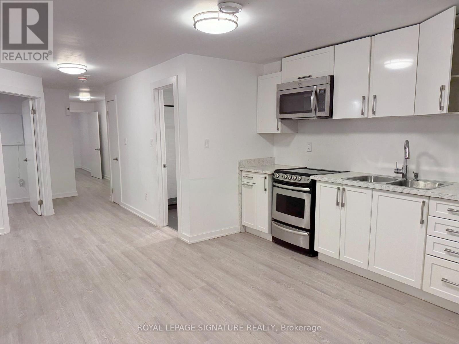 Lower - 38 Burnhamthorpe Road W, Oakville, Ontario  L6M 4K4 - Photo 32 - W12486857