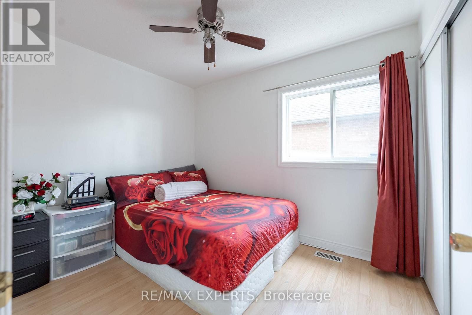 7 Yellow Brick Road, Brampton, Ontario  L6V 4K8 - Photo 26 - W12486859