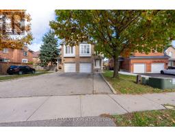 7 YELLOW BRICK ROAD, Brampton, Ontario