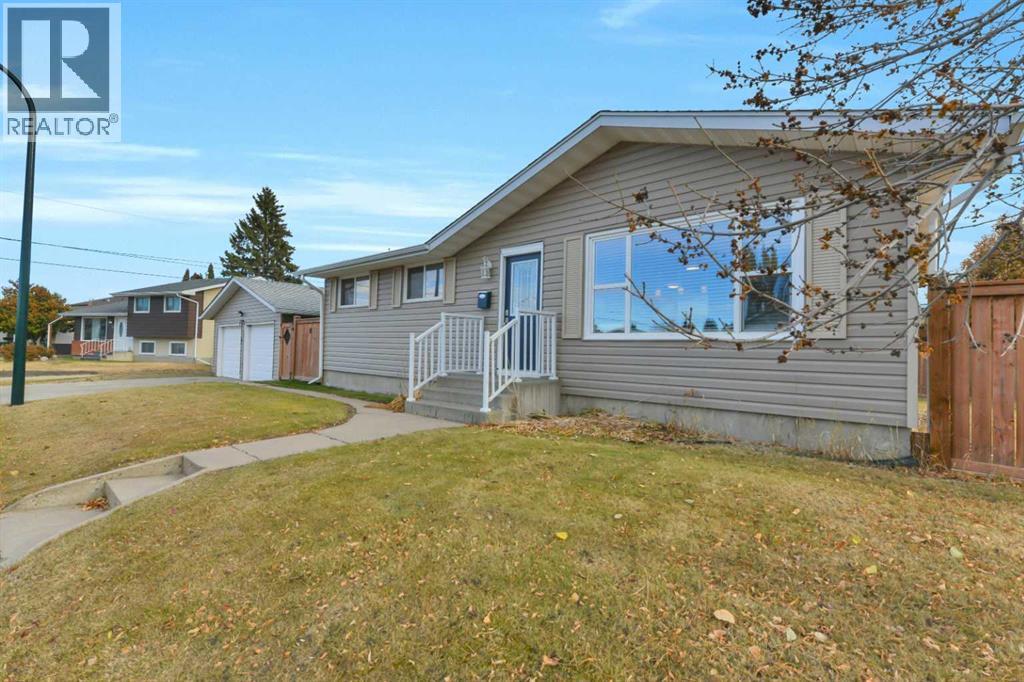 11 Fir Street, Red Deer, Alberta  T4N 4Y3 - Photo 37 - A2264121