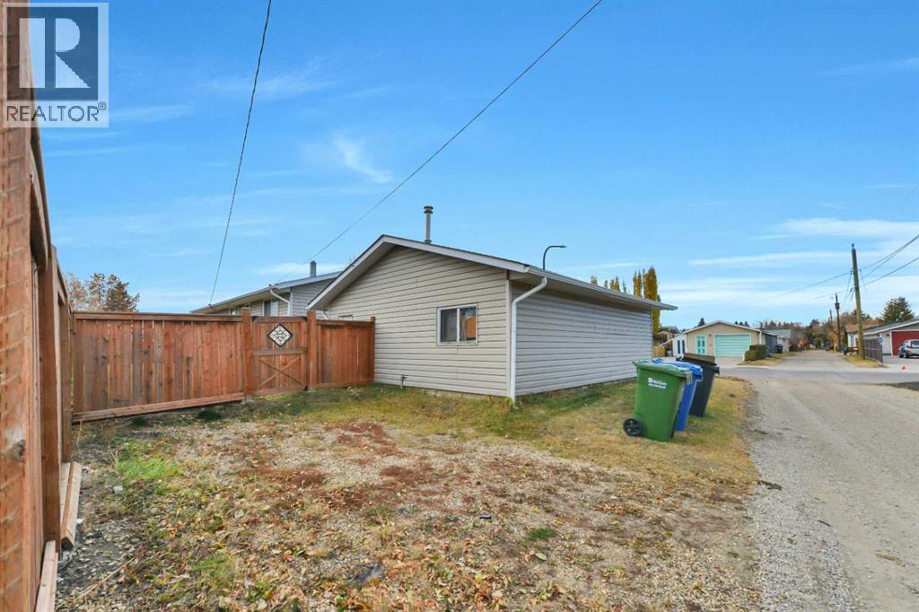 11 Fir Street, Red Deer, Alberta  T4N 4Y3 - Photo 30 - A2264121
