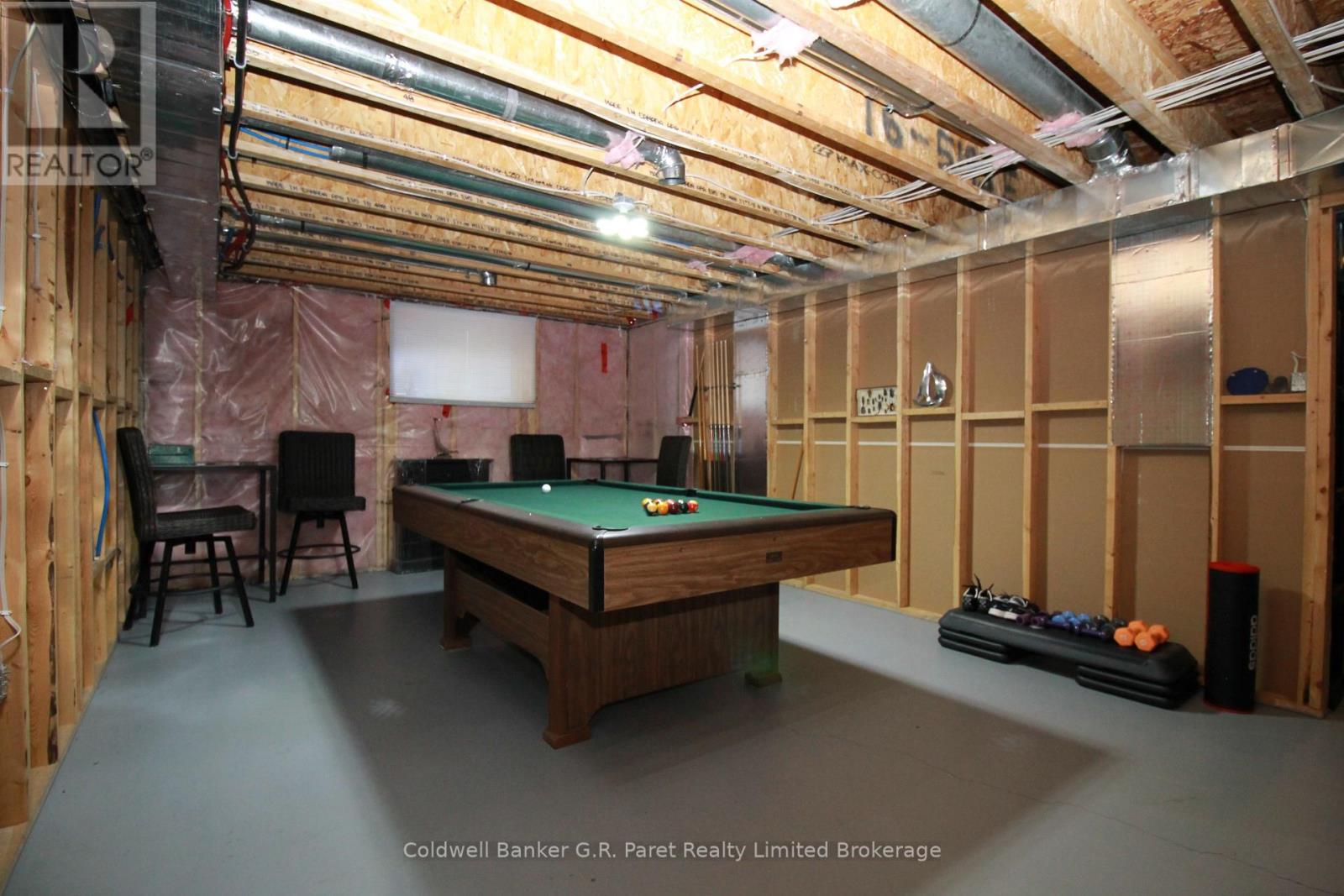 10151 Pinery Bluffs Road, Lambton Shores, Ontario  N0M 1T0 - Photo 39 - X12471390