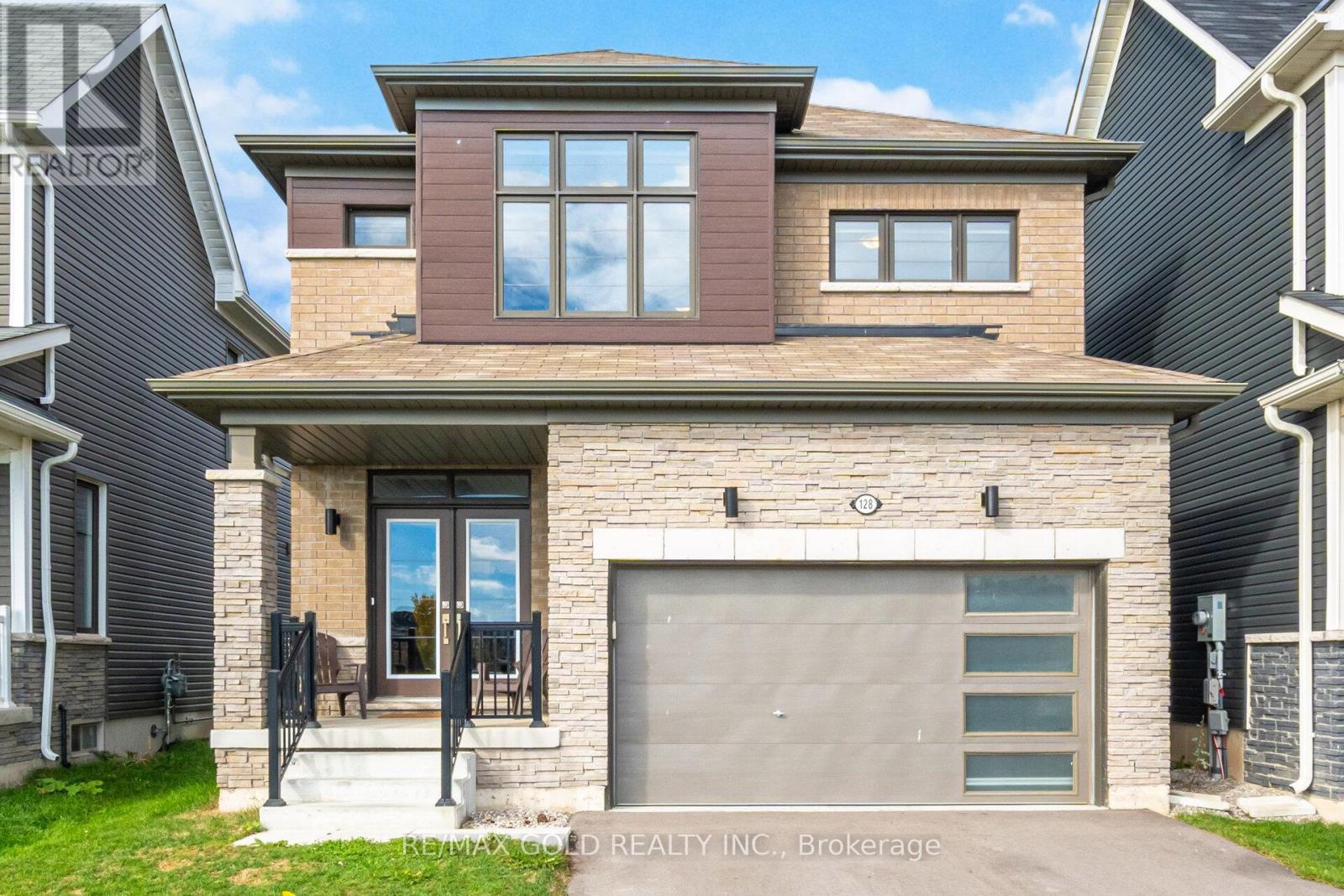 128 WHITHORN CRESCENT, Haldimand, Ontario