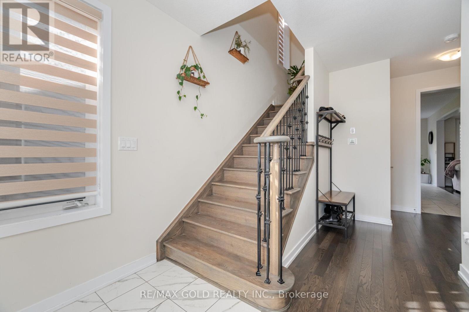 128 Whithorn Crescent, Haldimand, Ontario  N3W 0G4 - Photo 15 - X12486861