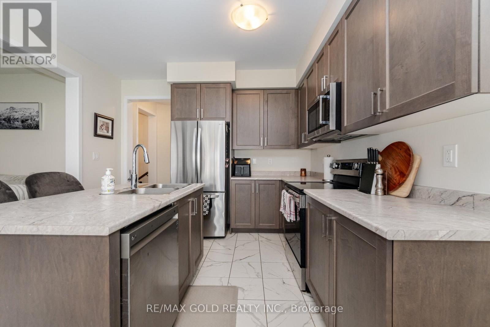 128 Whithorn Crescent, Haldimand, Ontario  N3W 0G4 - Photo 6 - X12486861