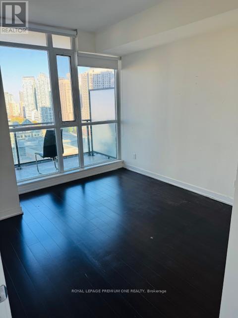 1708 - 4065 Brickstone Mews, Mississauga, Ontario  L5B 0G3 - Photo 3 - W12455519