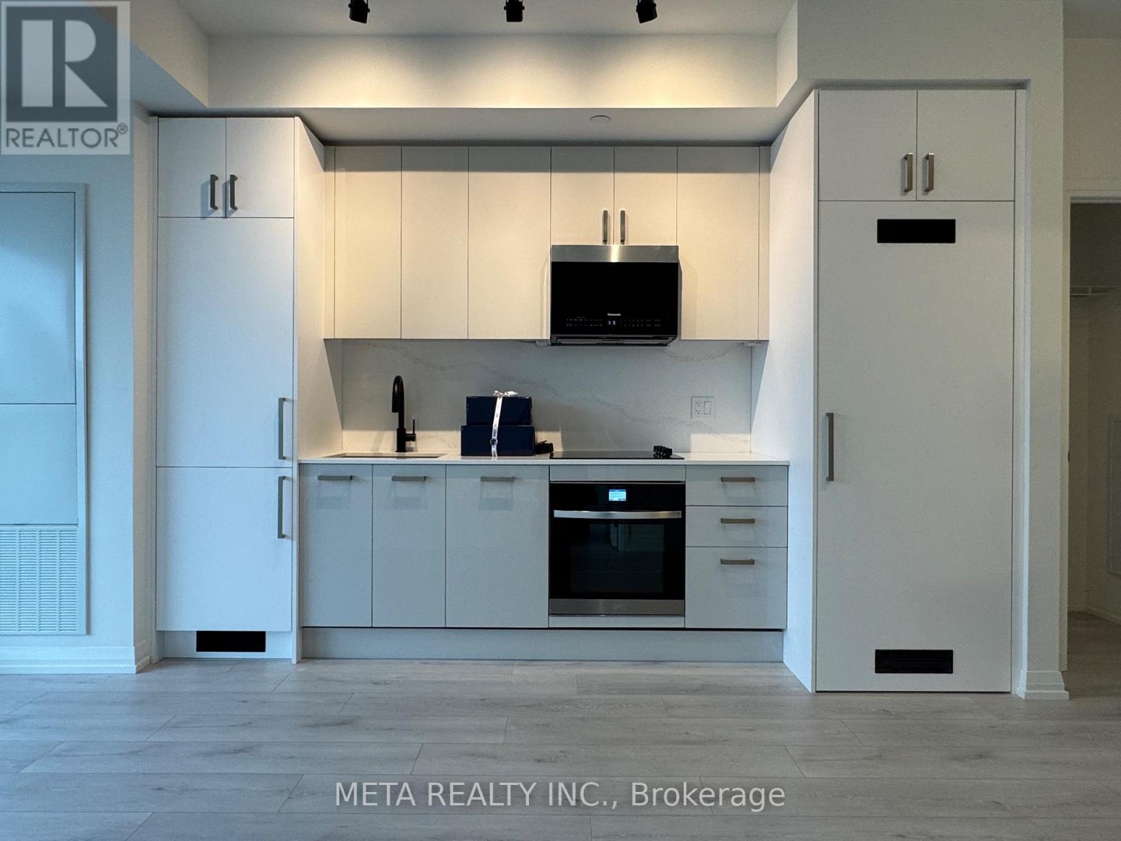 2404 - 280 Dundas Street, Toronto, Ontario  M5T 0E3 - Photo 2 - C12475012