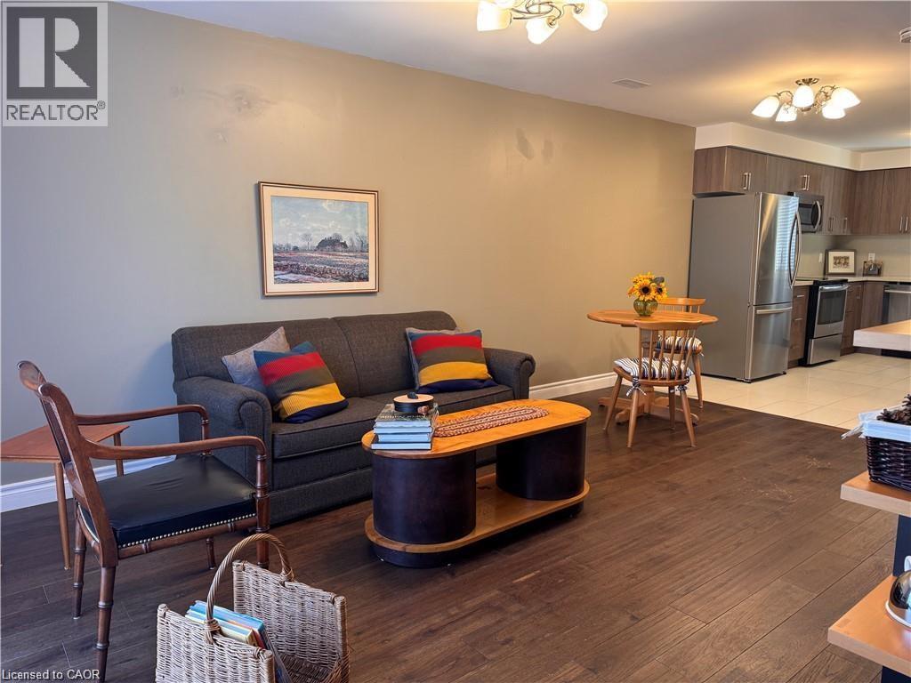 122 Courtland Avenue Unit# 4, Kitchener, Ontario  N2G 0B8 - Photo 3 - 40782332