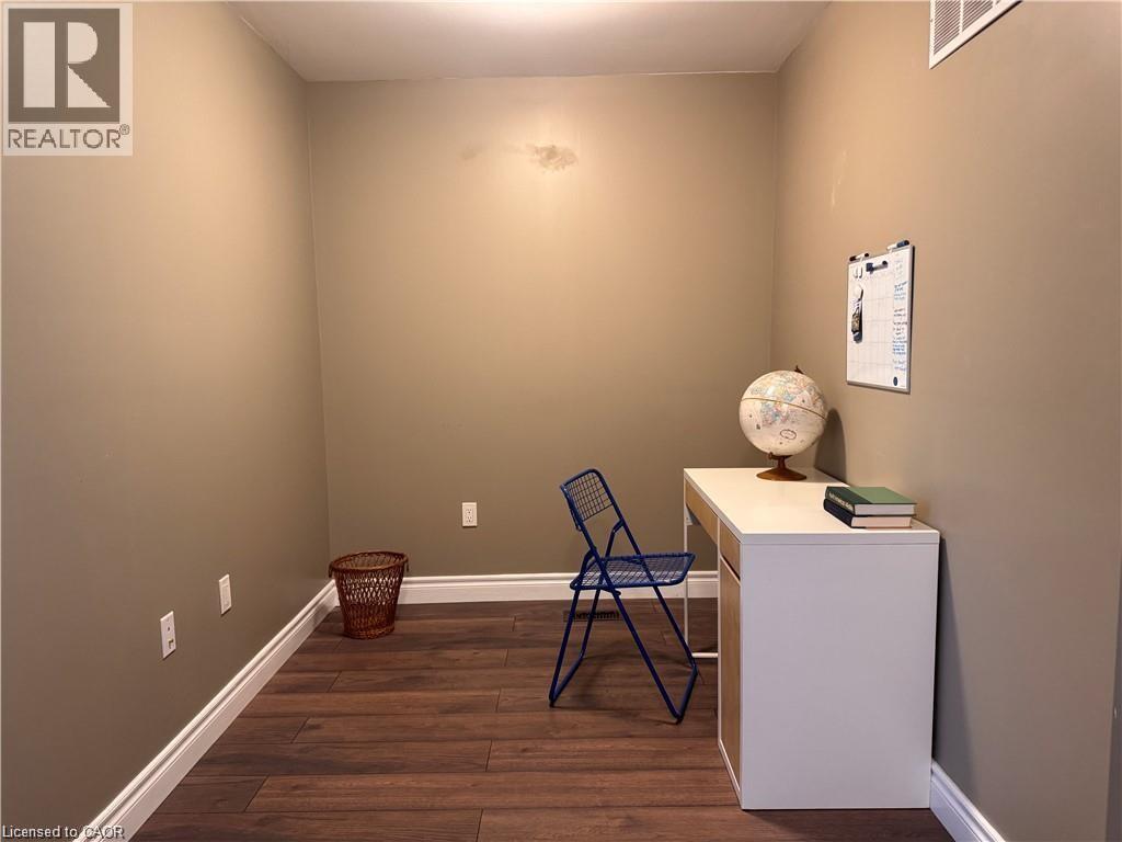 122 Courtland Avenue Unit# 4, Kitchener, Ontario  N2G 0B8 - Photo 8 - 40782332