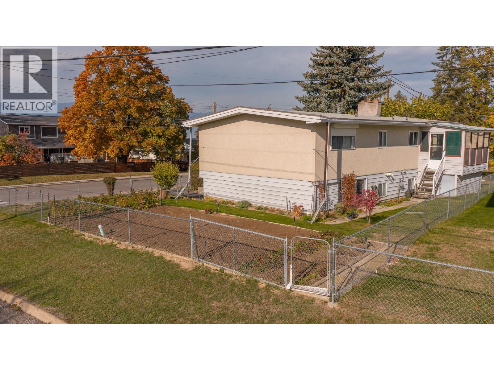 1102 Birch Street, Creston, British Columbia  V0B 1G3 - Photo 26 - 10366719