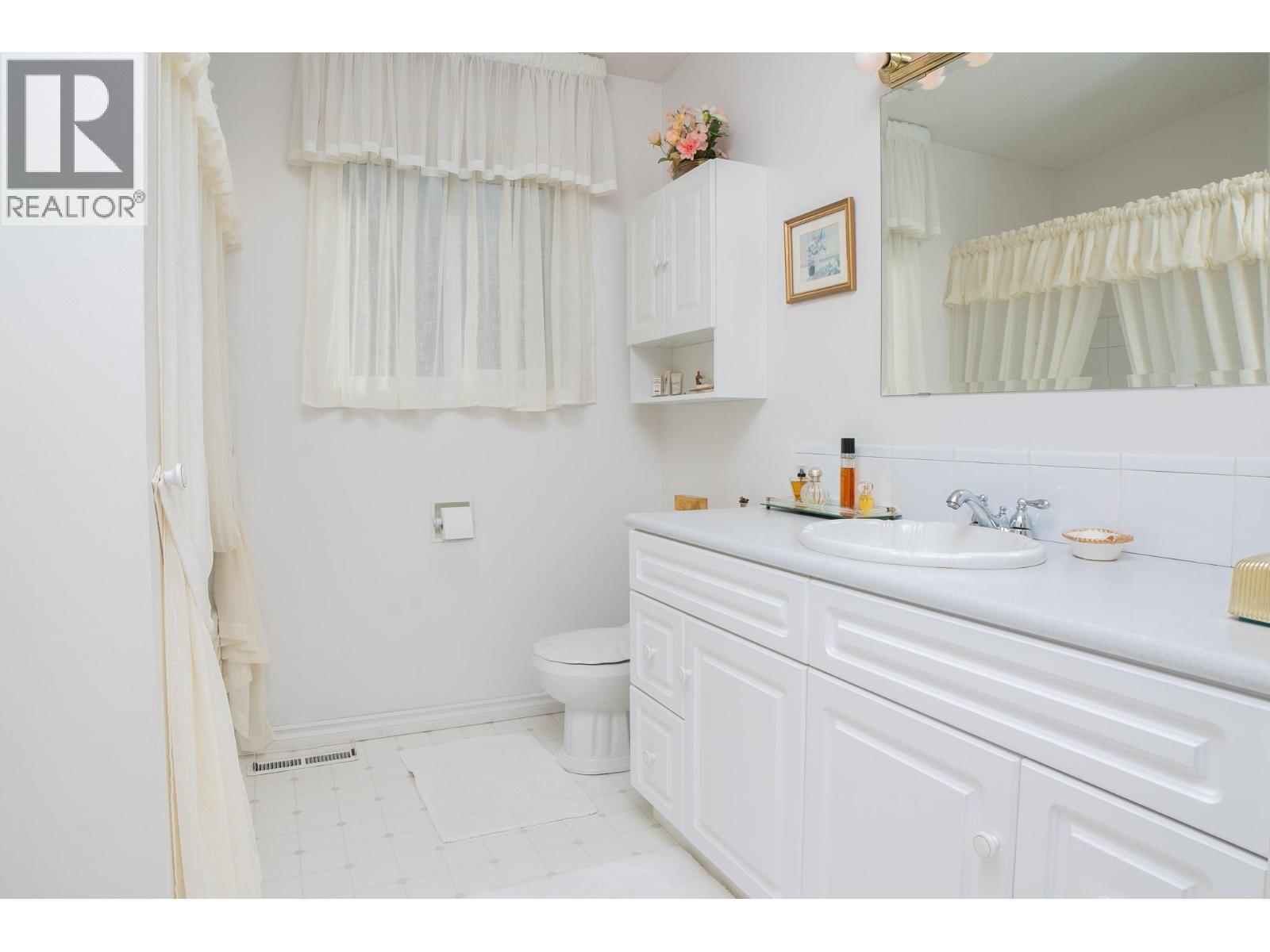 1102 Birch Street, Creston, British Columbia  V0B 1G3 - Photo 13 - 10366719