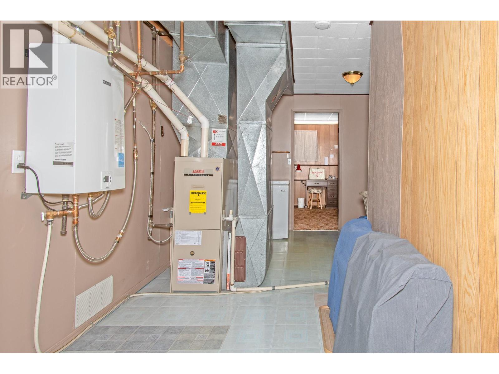 1102 Birch Street, Creston, British Columbia  V0B 1G3 - Photo 22 - 10366719