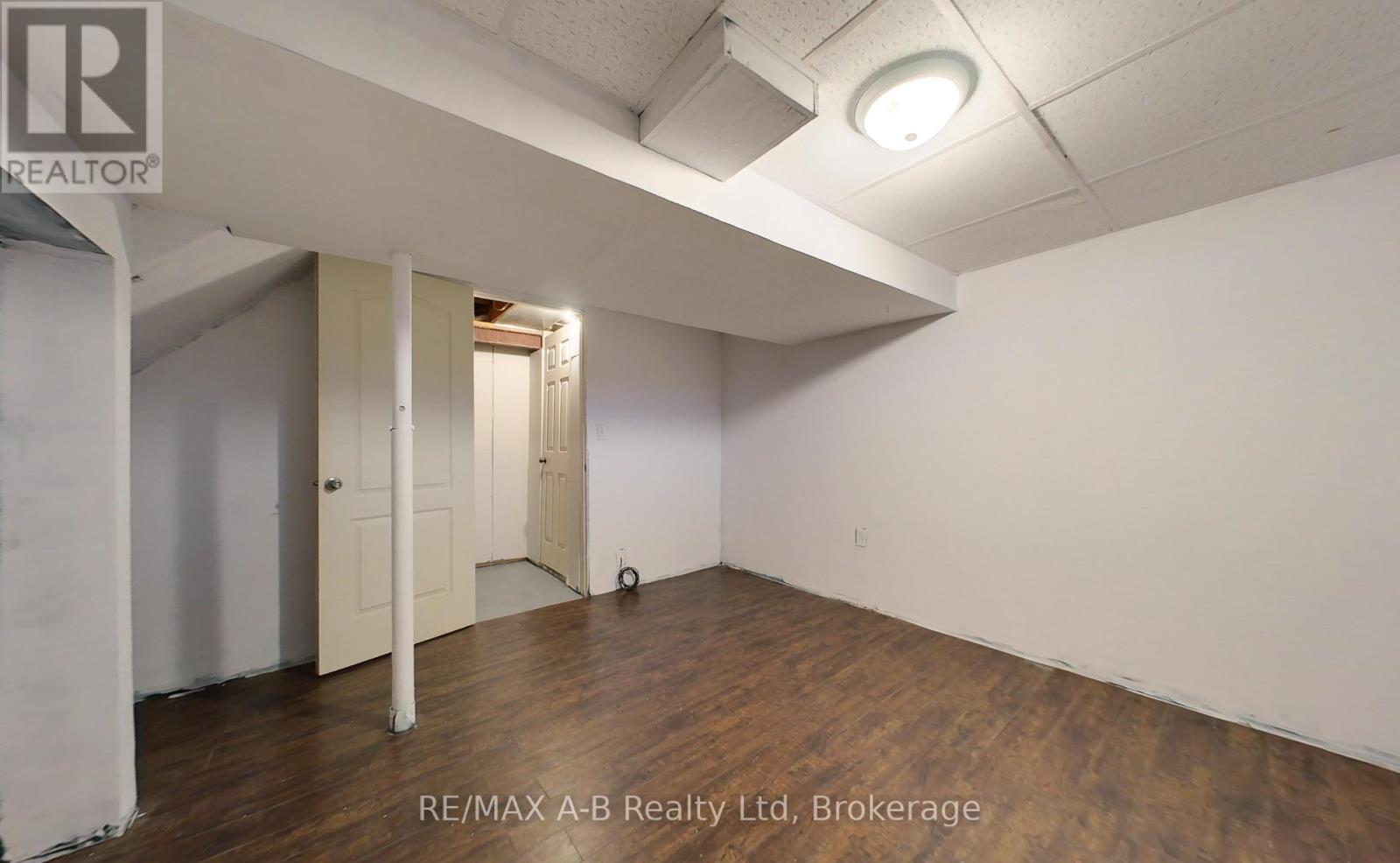 568 Devon Street, Stratford, Ontario  N4Z 1A9 - Photo 28 - X12486706