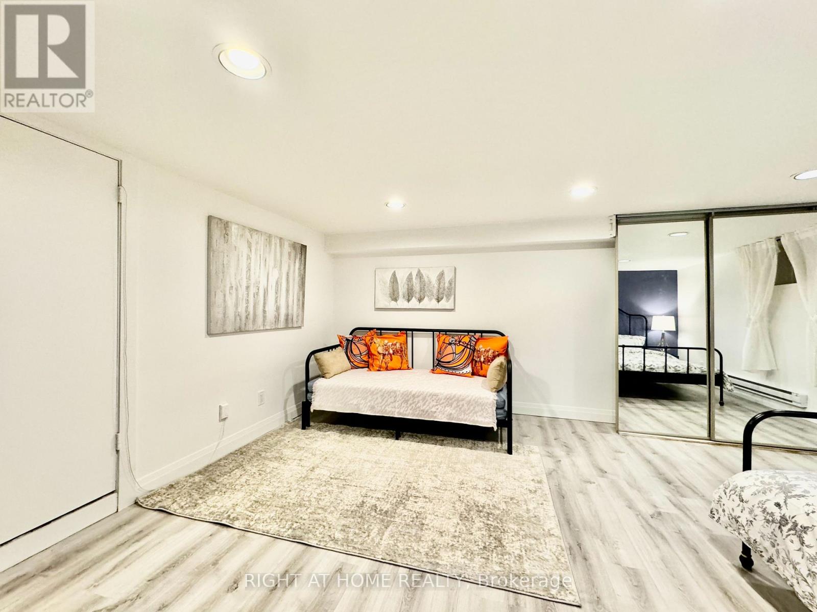 1196 Avenue Road, Toronto, Ontario  M5N 2G1 - Photo 12 - C12486872