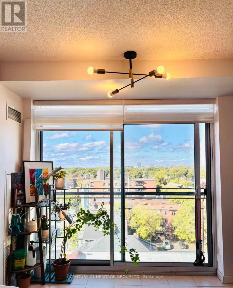 908 - 15 MAPLEWOOD AVENUE, Toronto, Ontario