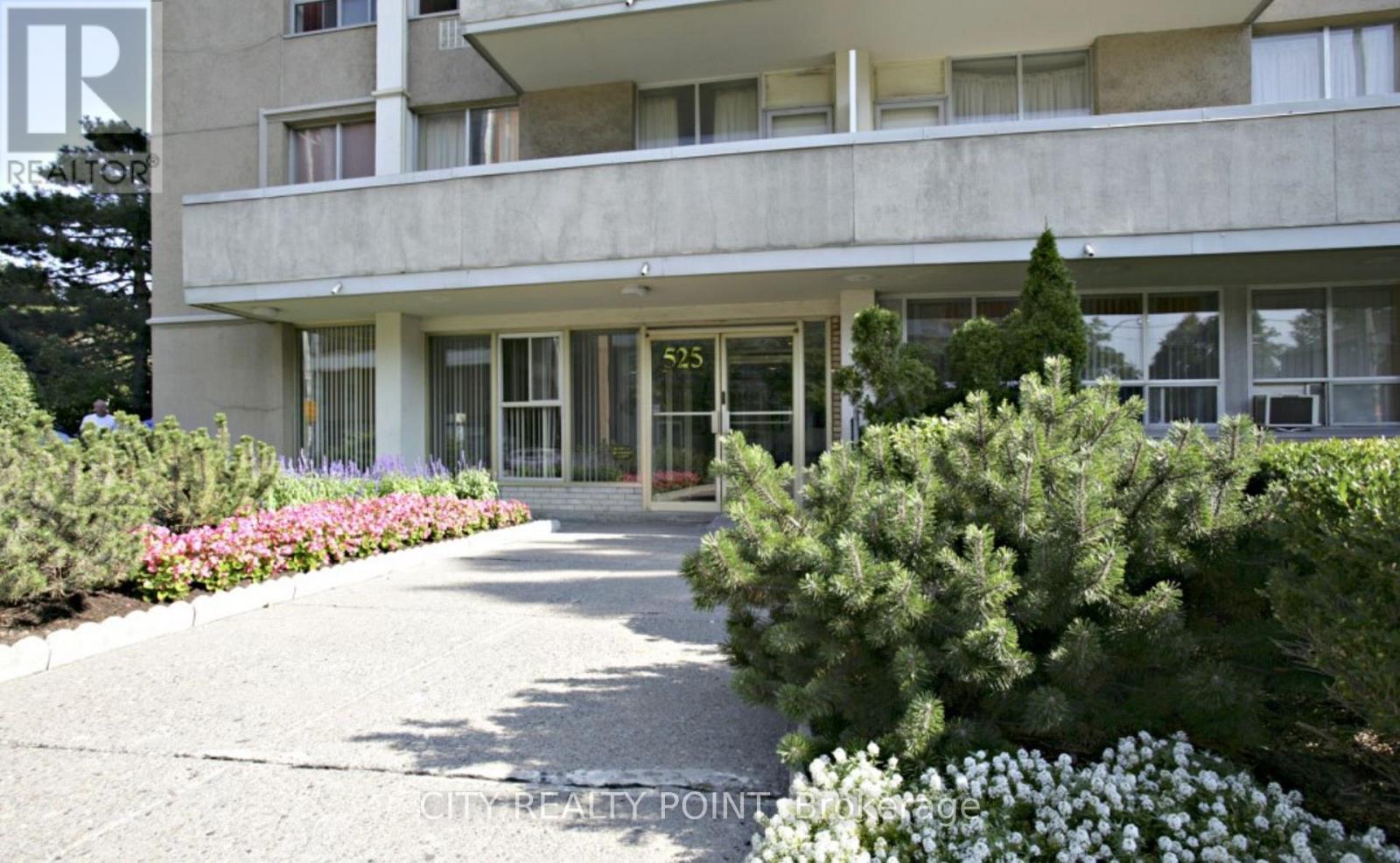 201 - 525 Eglinton Avenue E, Toronto, Ontario  M4P 2P6 - Photo 6 - C12486898