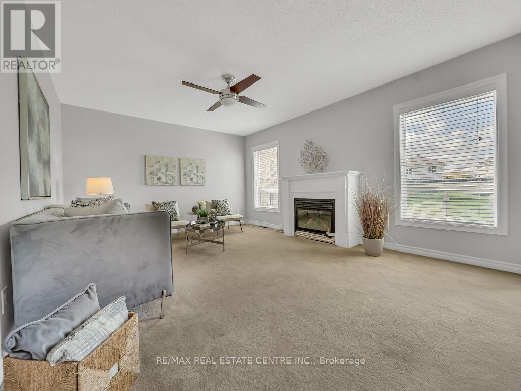 45 Stonemount Crescent, Essa (Angus), Ontario  L0M 1B4 - Photo 15 - N12486868