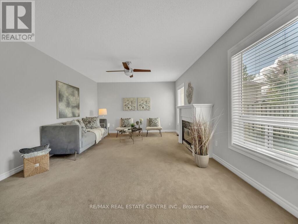 45 Stonemount Crescent, Essa (Angus), Ontario  L0M 1B4 - Photo 16 - N12486868