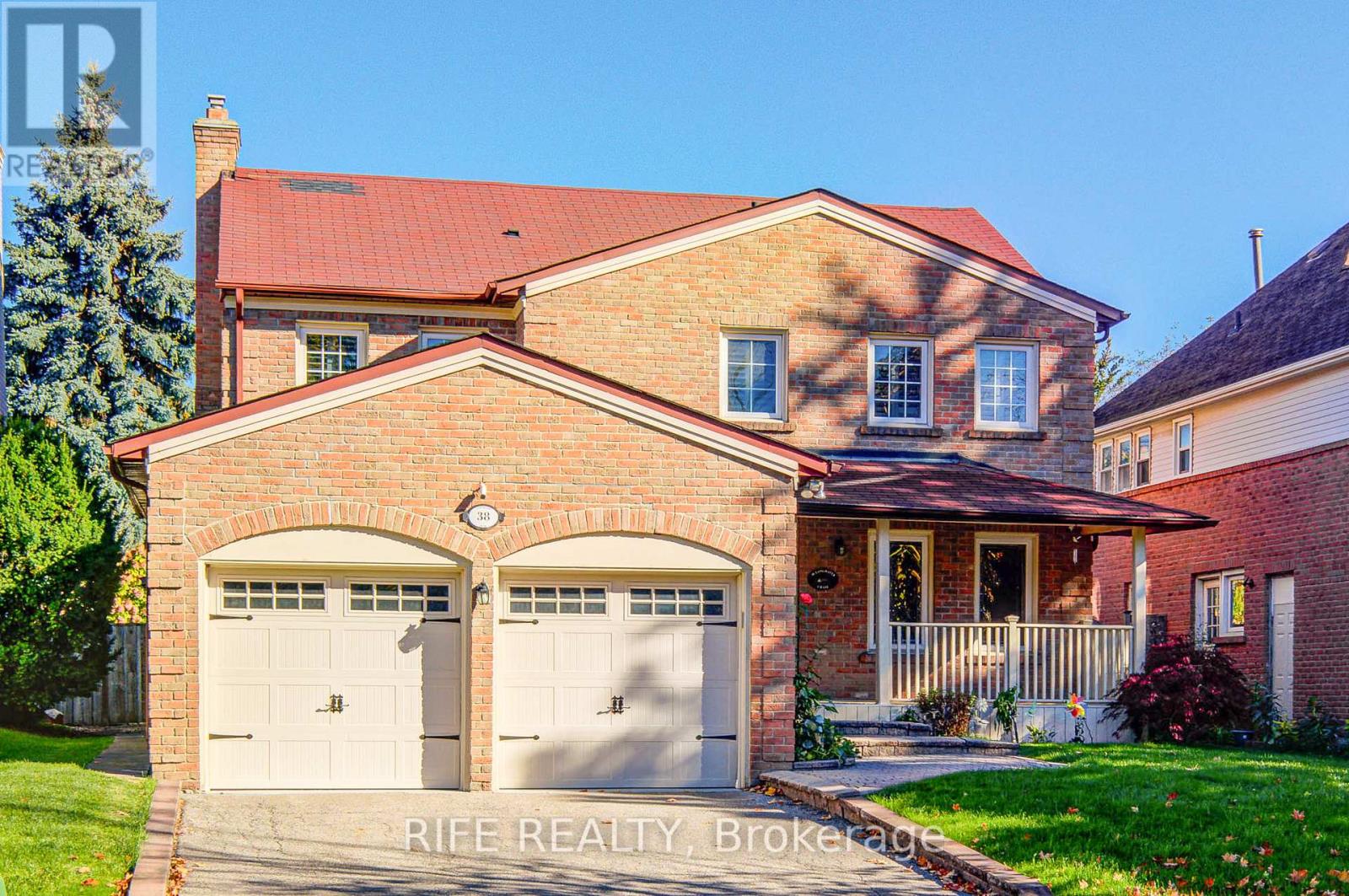 38 LONGWATER CHASE, Markham, Ontario