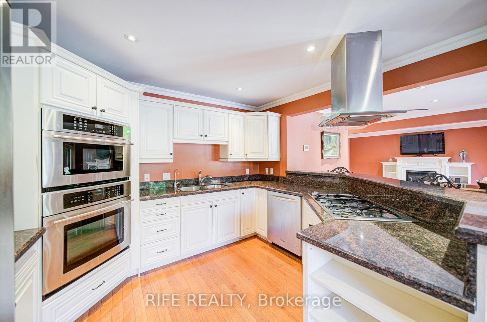 38 Longwater Chase, Markham, Ontario  L3R 4A5 - Photo 18 - N12486870