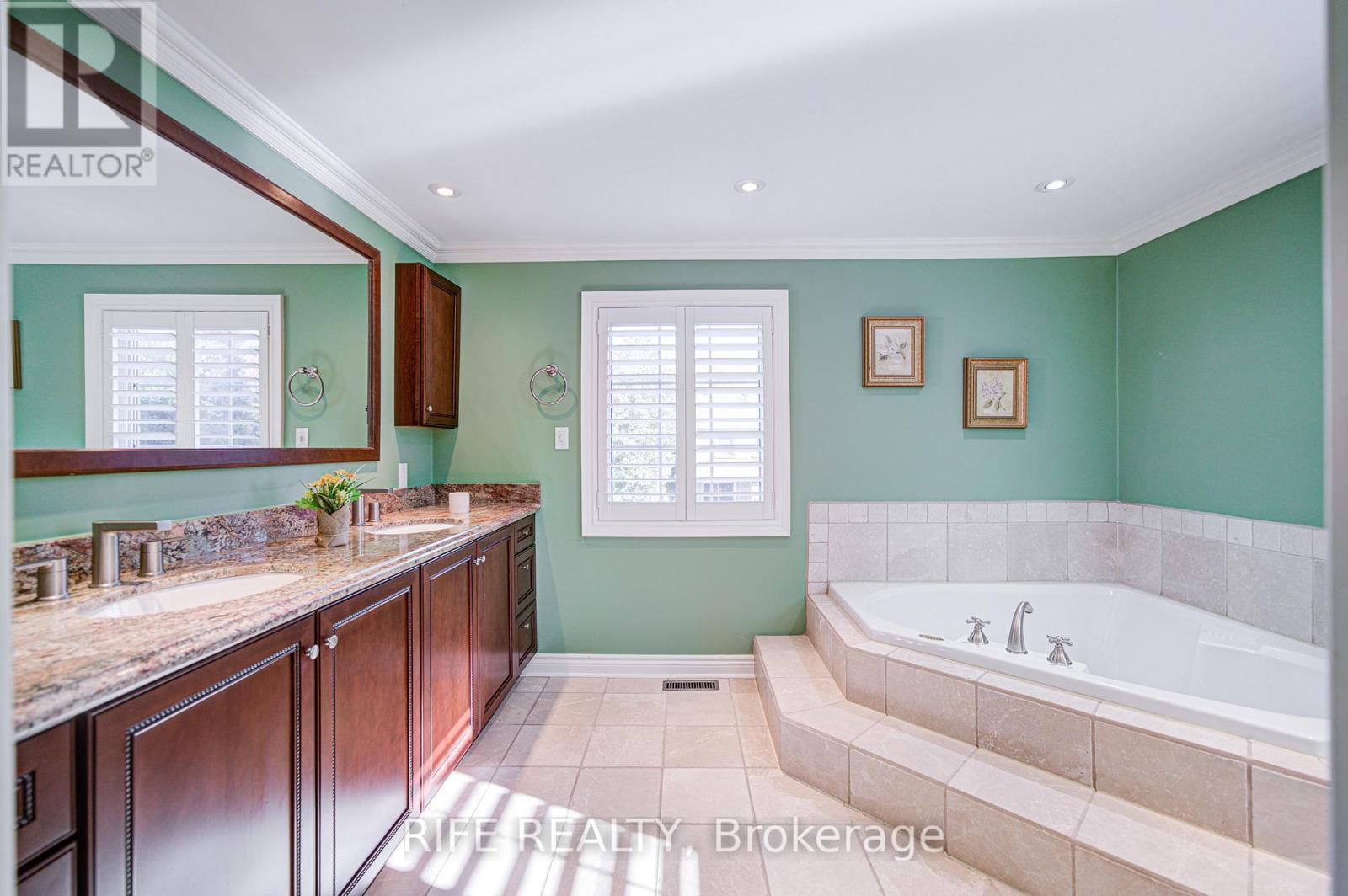 38 Longwater Chase, Markham, Ontario  L3R 4A5 - Photo 27 - N12486870