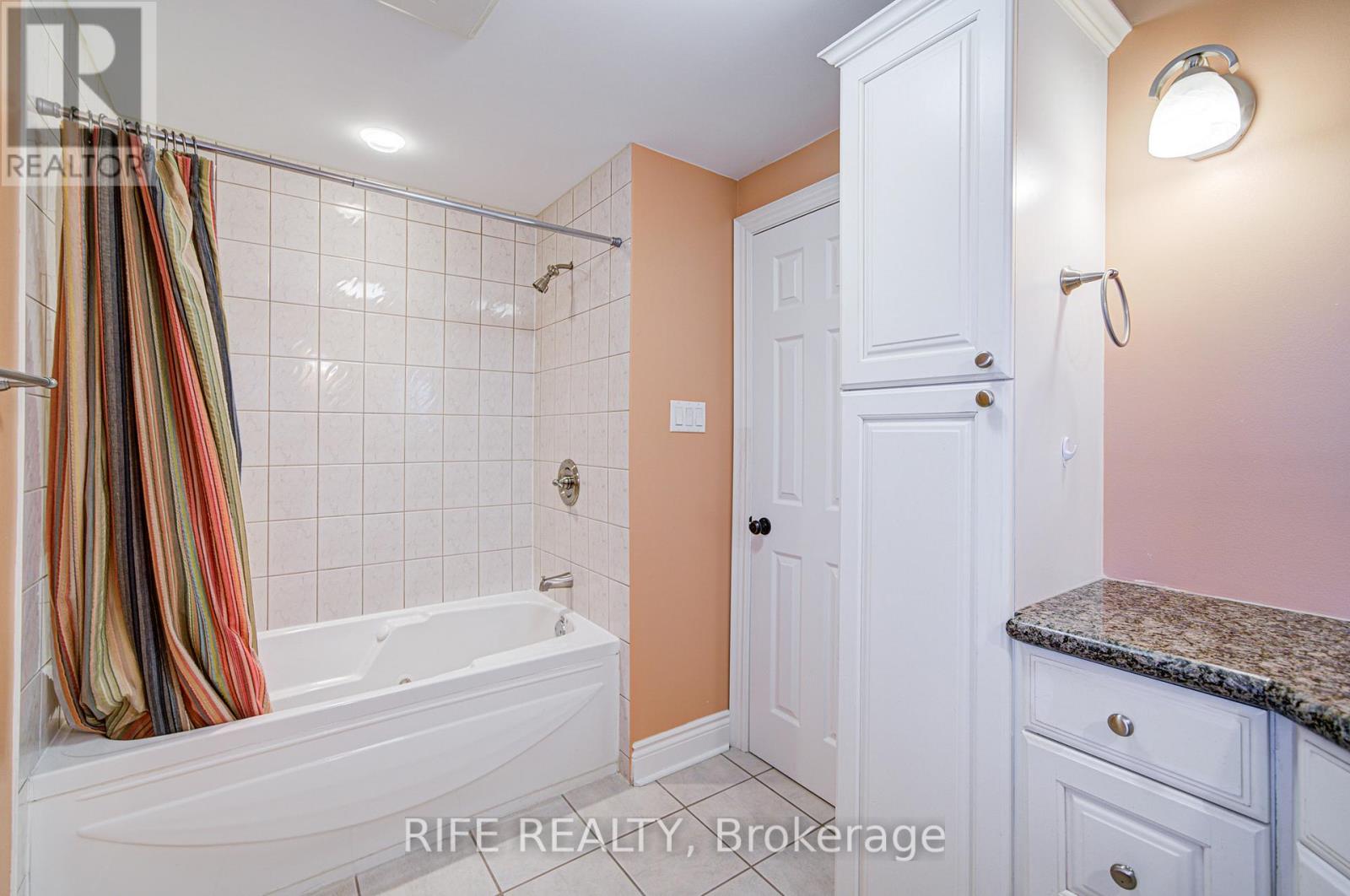 38 Longwater Chase, Markham, Ontario  L3R 4A5 - Photo 30 - N12486870