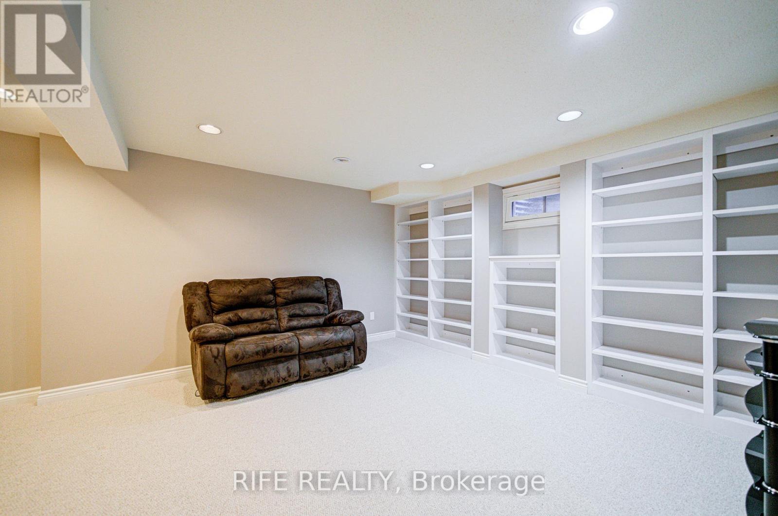 38 Longwater Chase, Markham, Ontario  L3R 4A5 - Photo 43 - N12486870