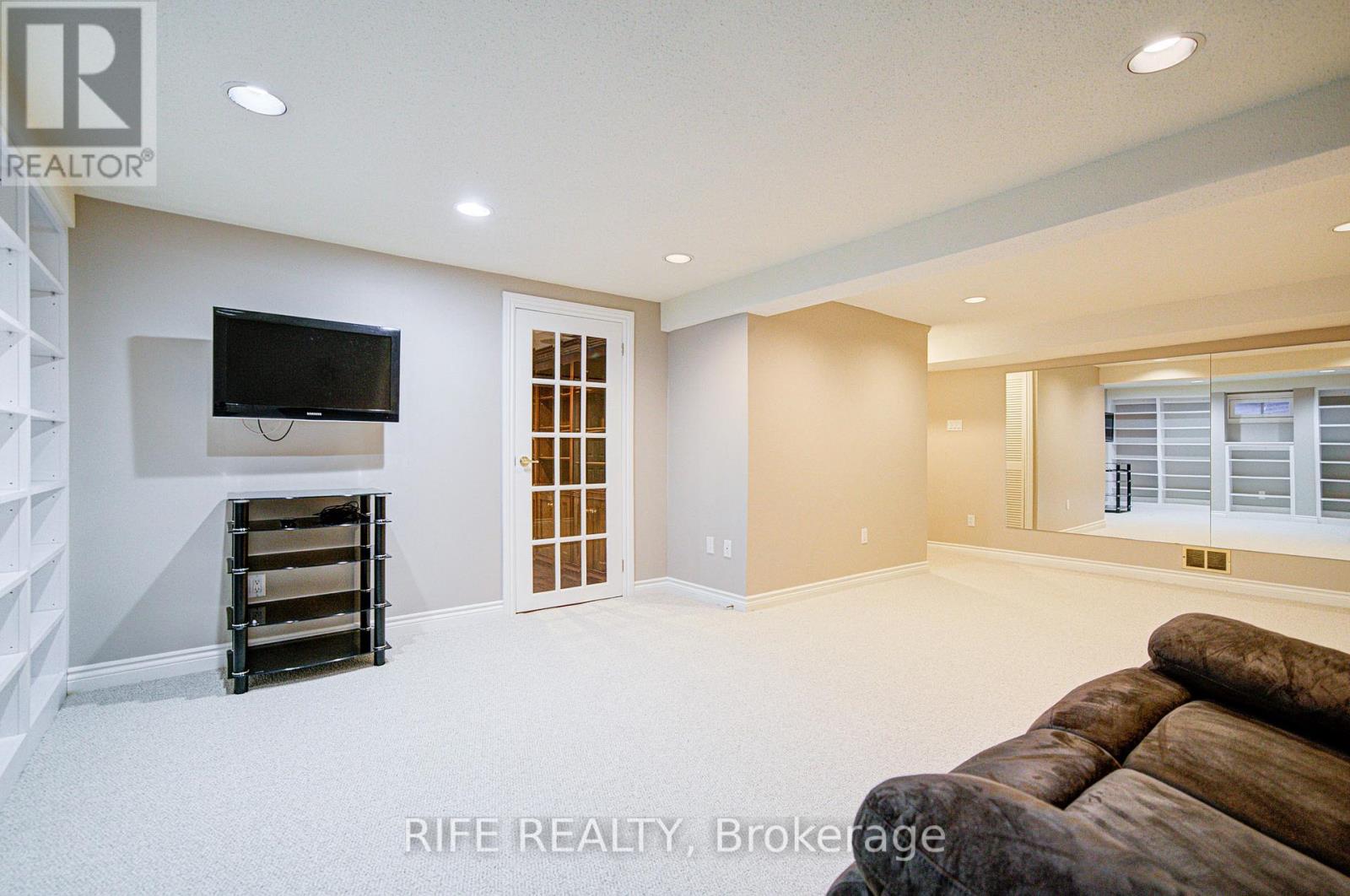 38 Longwater Chase, Markham, Ontario  L3R 4A5 - Photo 44 - N12486870