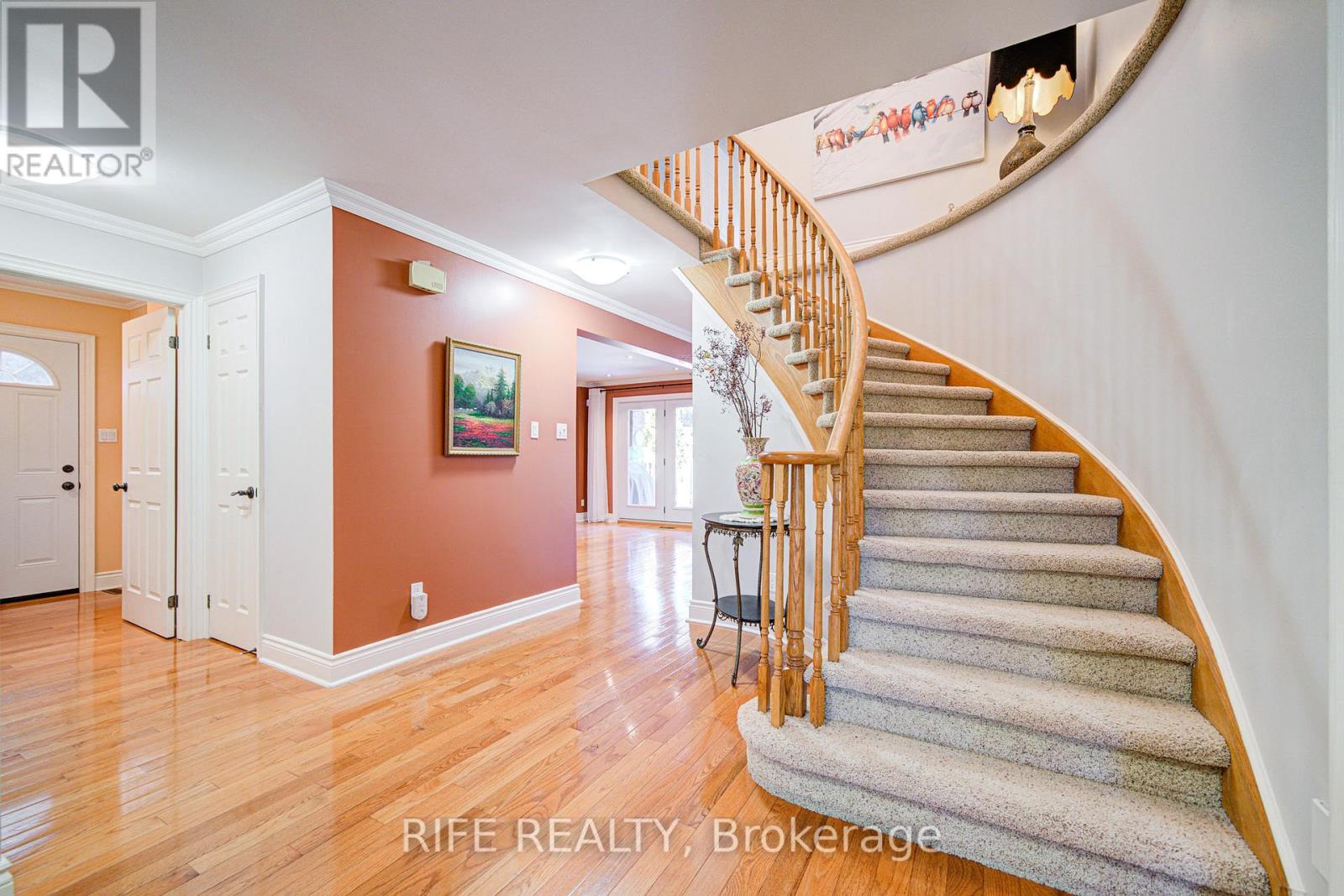 38 Longwater Chase, Markham, Ontario  L3R 4A5 - Photo 6 - N12486870