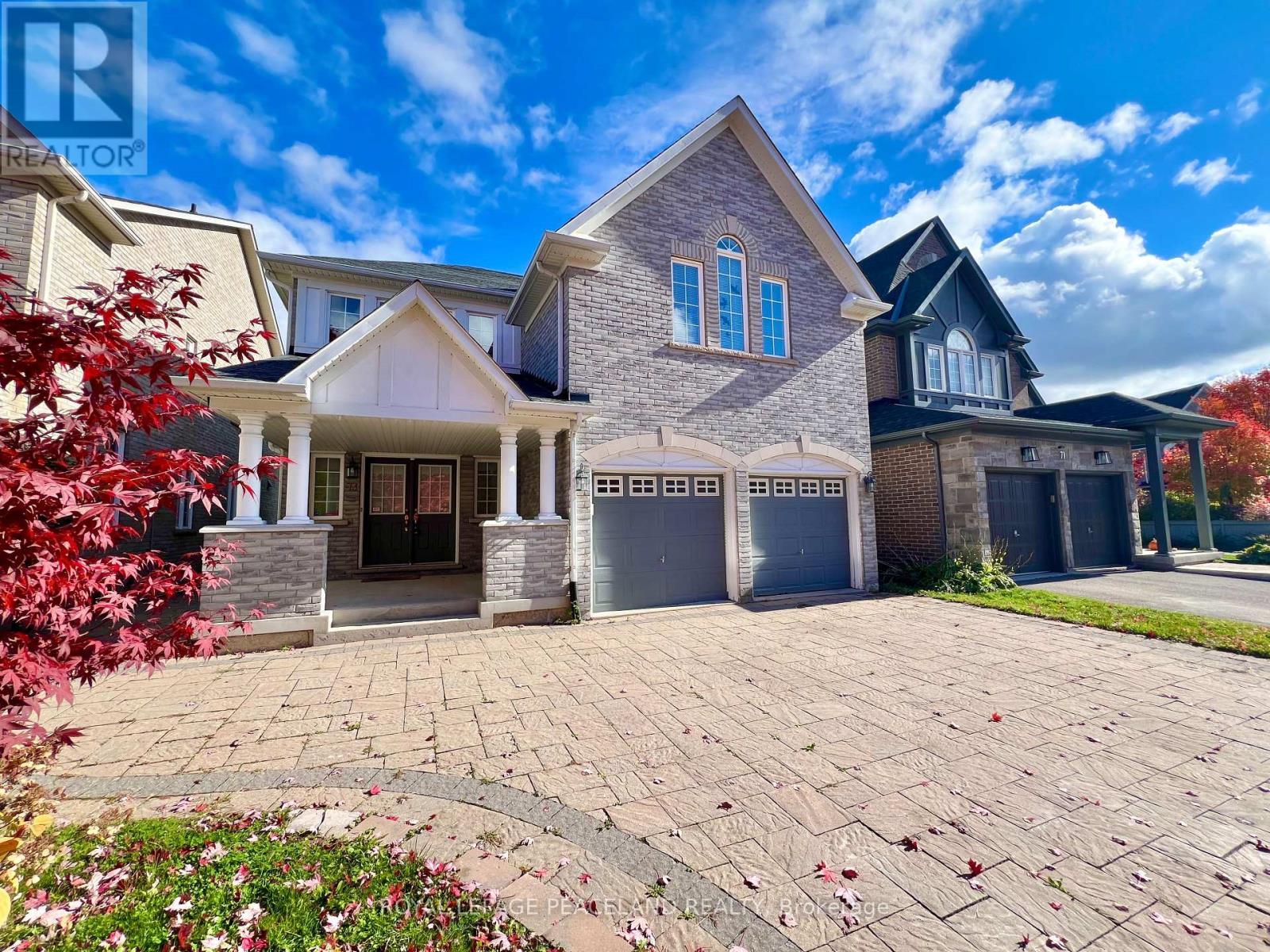 73 Castleglen Boulevard, Markham, Ontario  L6C 0A9 - Photo 3 - N12486877