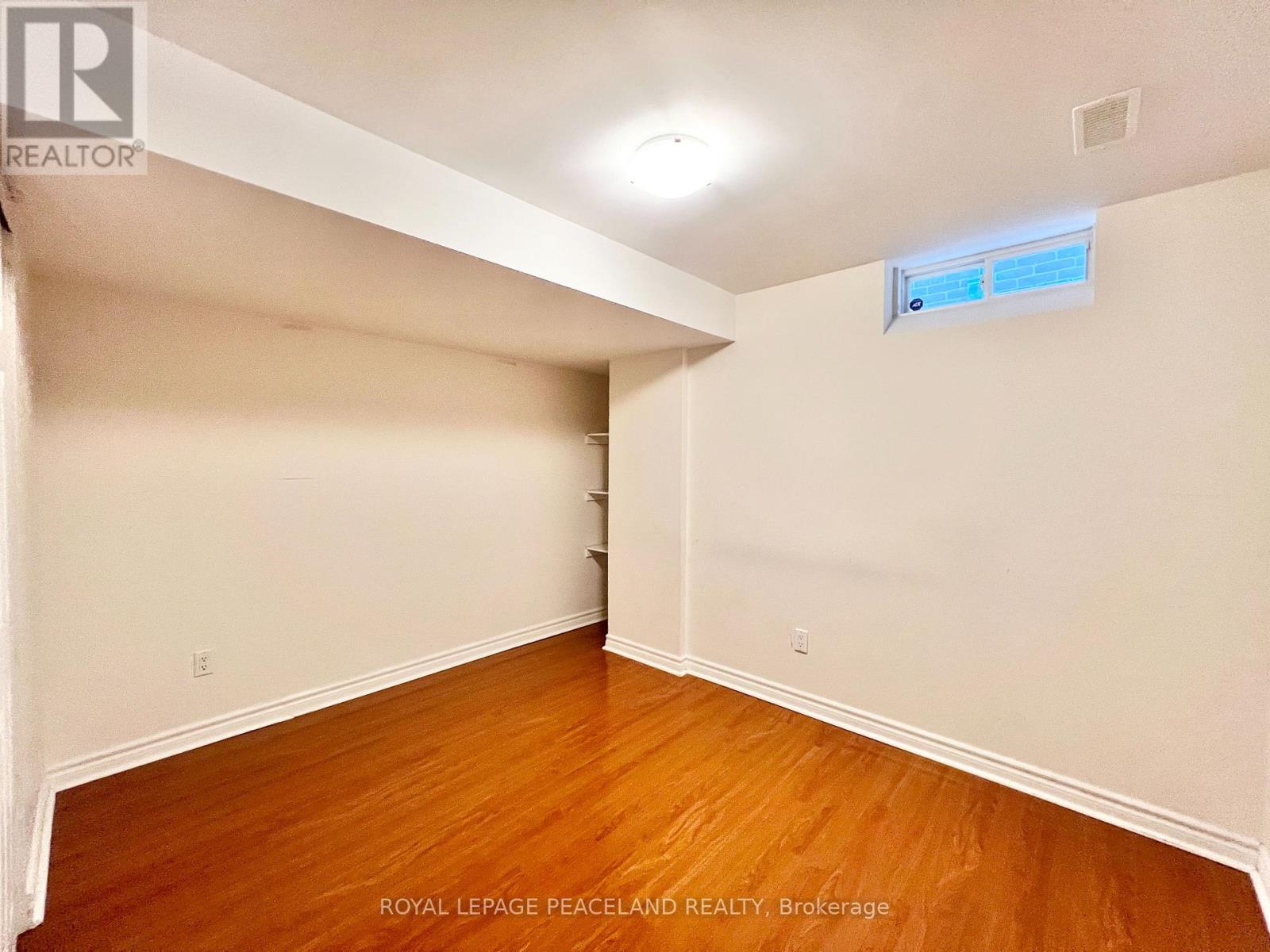 73 Castleglen Boulevard, Markham, Ontario  L6C 0A9 - Photo 32 - N12486877