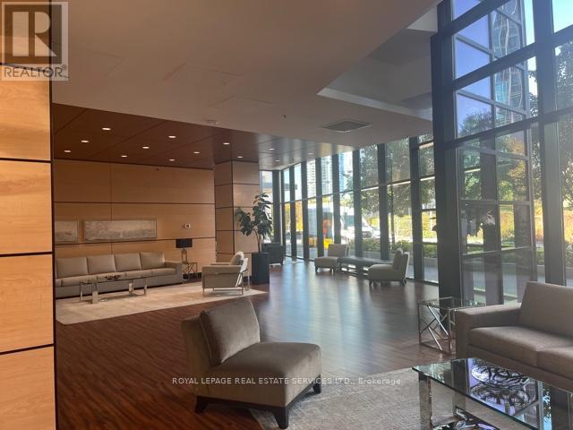 705 - 2900 Highway 7 W, Vaughan, Ontario  L4K 0G3 - Photo 3 - N12486885