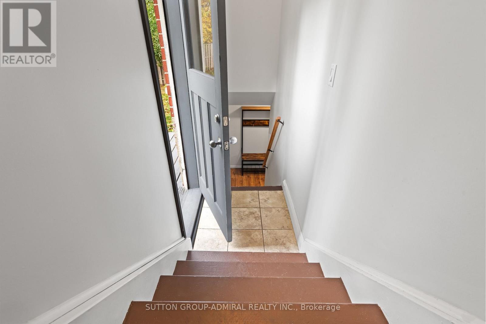 110 Cumberland Street, Barrie (Allandale), Ontario  L4N 2P7 - Photo 25 - S12486897