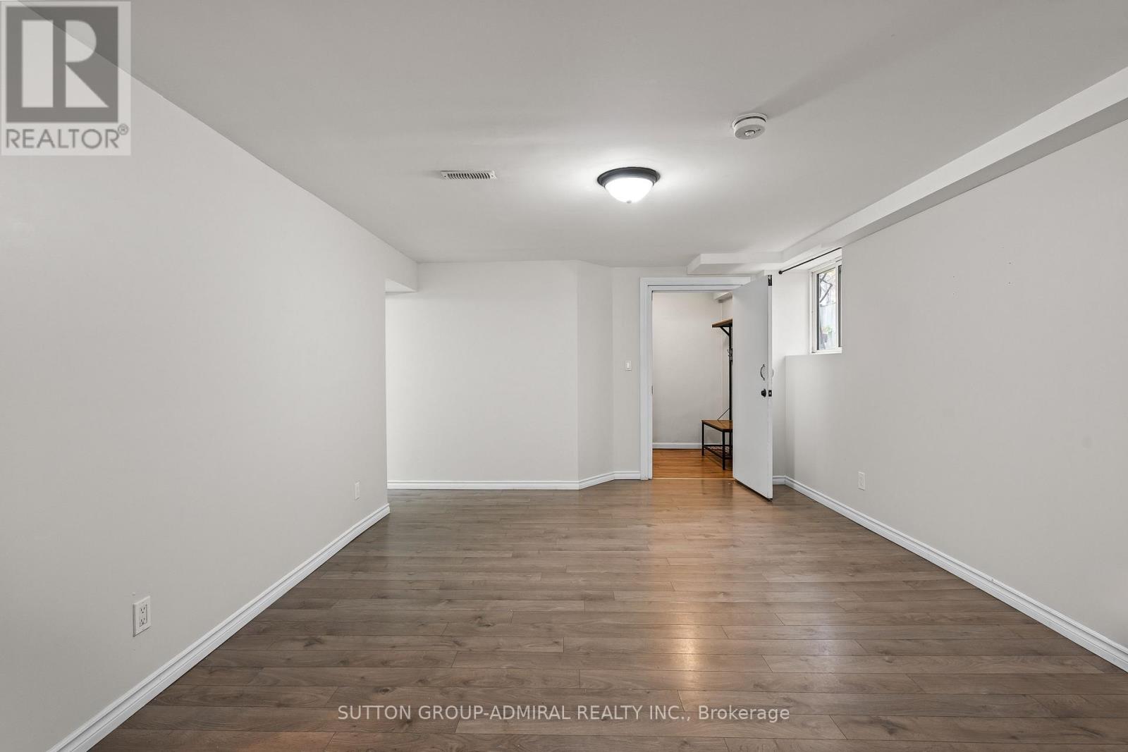 110 Cumberland Street, Barrie (Allandale), Ontario  L4N 2P7 - Photo 36 - S12486897