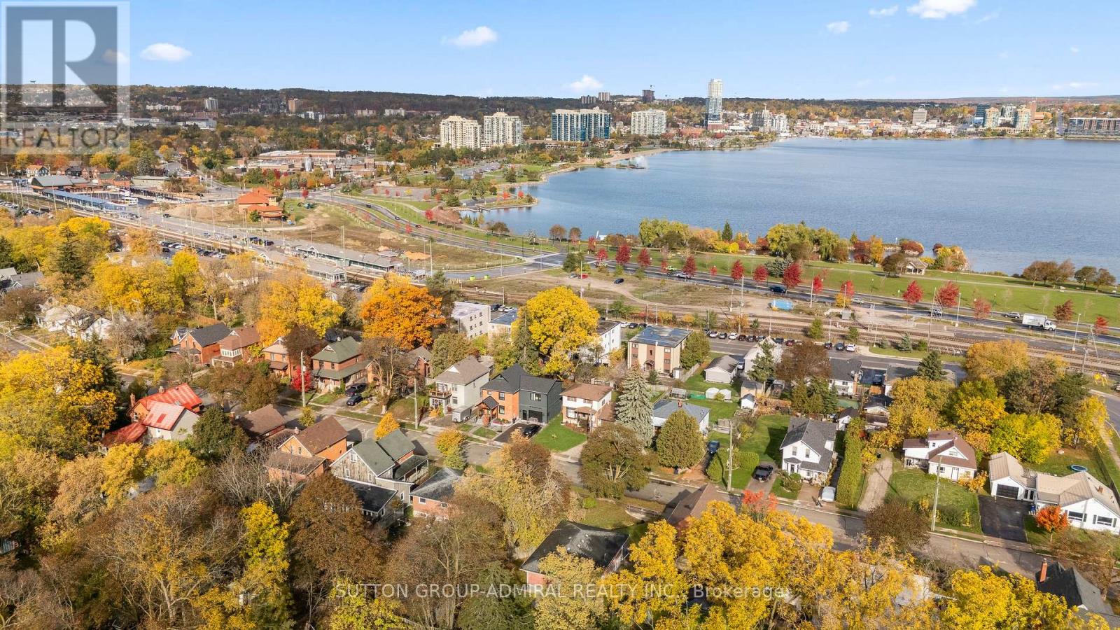 110 Cumberland Street, Barrie (Allandale), Ontario  L4N 2P7 - Photo 43 - S12486897