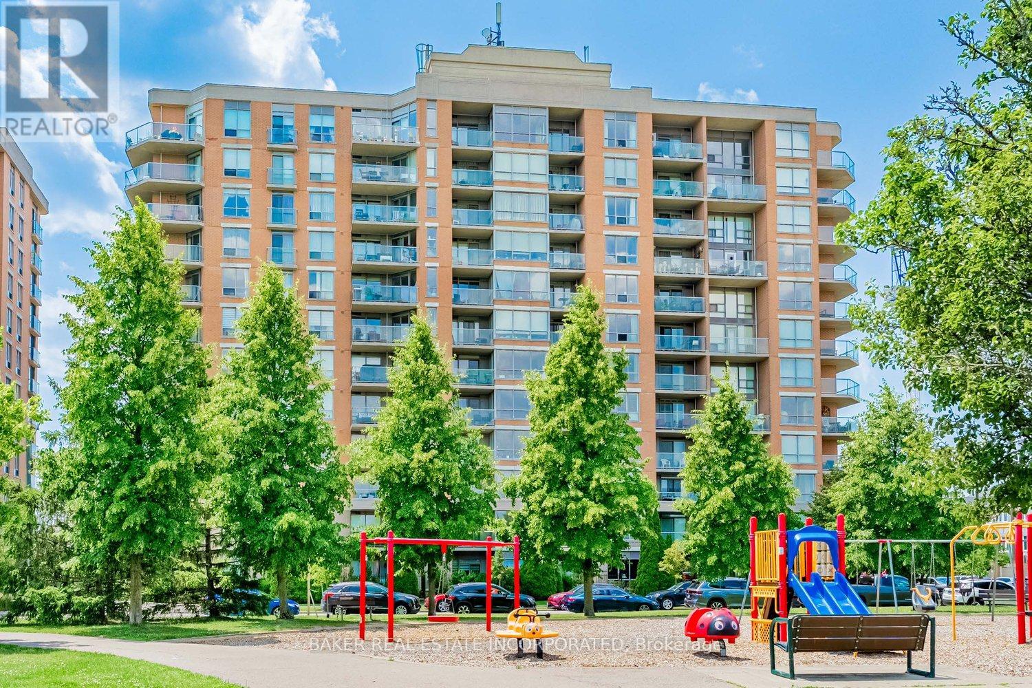 311 - 1150 Parkwest Place, Mississauga, Ontario  L5E 3K4 - Photo 2 - W12486863