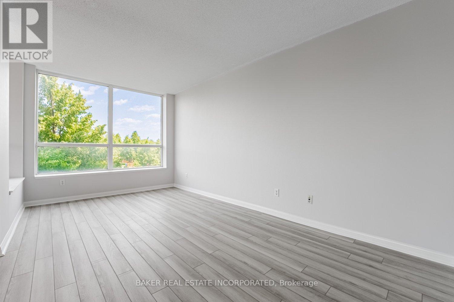 311 - 1150 Parkwest Place, Mississauga, Ontario  L5E 3K4 - Photo 6 - W12486863