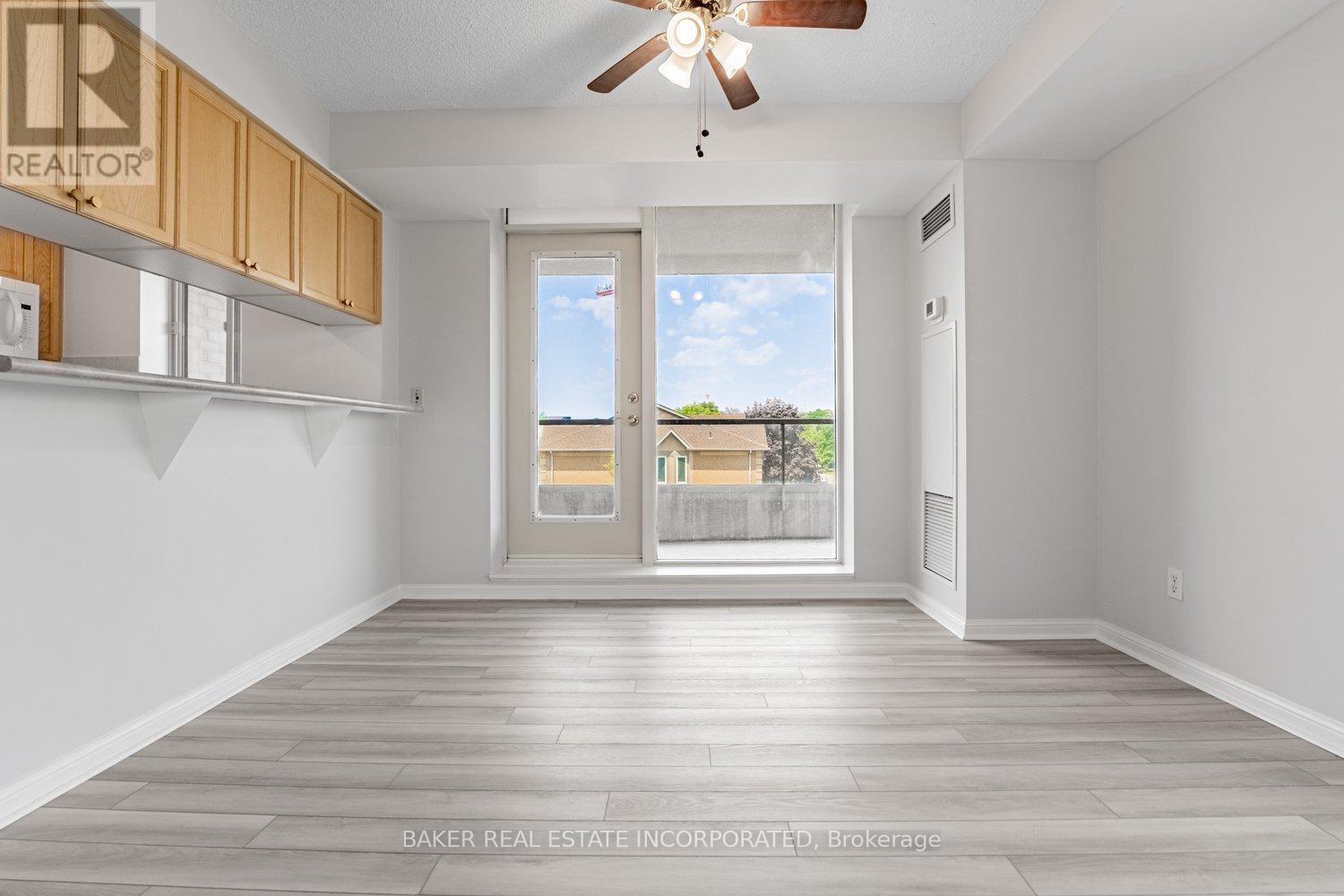 311 - 1150 Parkwest Place, Mississauga, Ontario  L5E 3K4 - Photo 8 - W12486863