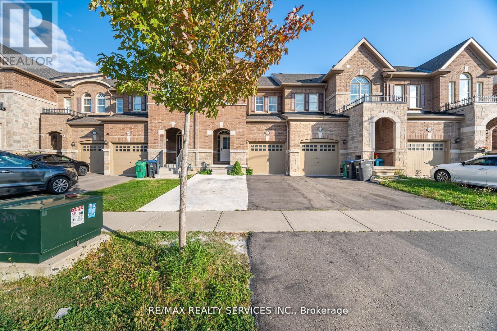 65 FANN DRIVE, Brampton, Ontario