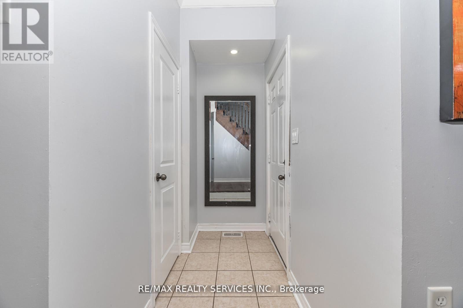 65 Fann Drive, Brampton, Ontario  L7A 4L3 - Photo 27 - W12486884