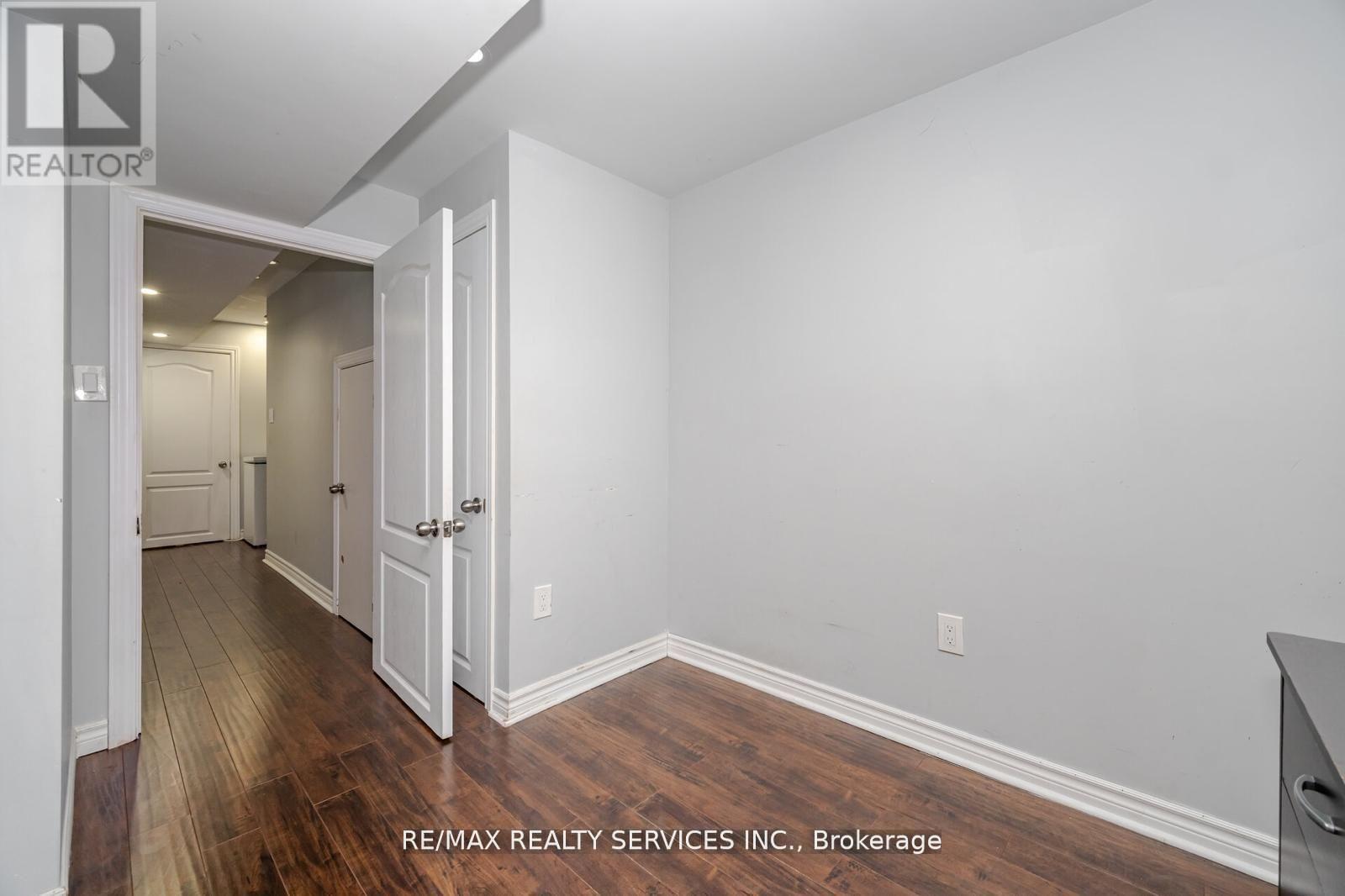 65 Fann Drive, Brampton, Ontario  L7A 4L3 - Photo 37 - W12486884